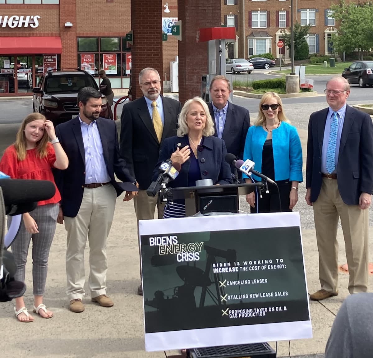 Kathy Szeliga speaking at an energy-cost press conference at a gas station.